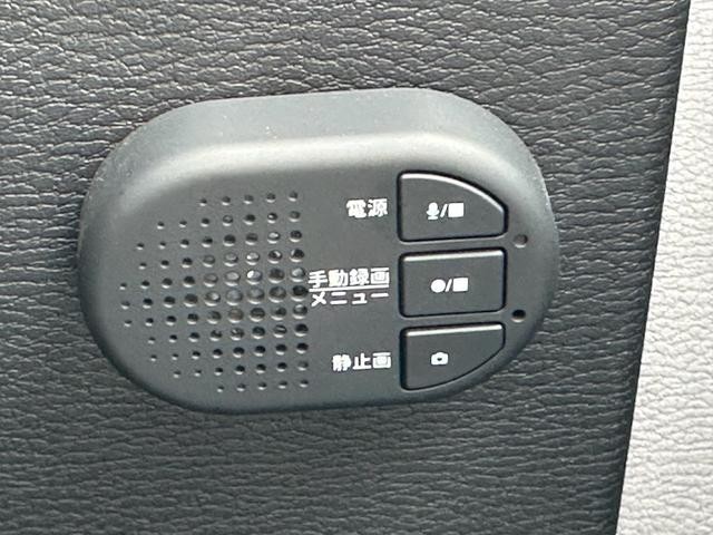 0500068A30261025W00318.jpg