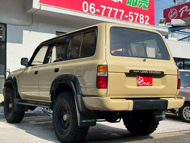 25298113_carP_l_7.jpg