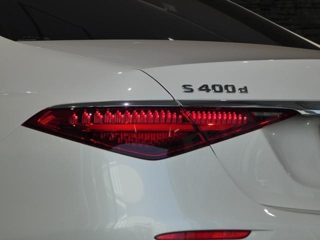 25343880_carP_l_4.jpg