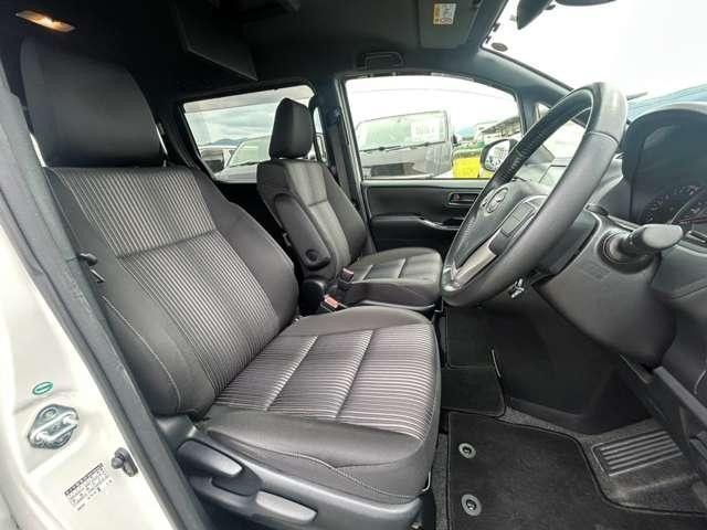 26532305_carP_l_2.jpg