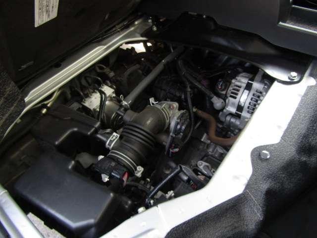 24025355_carP_l_12.jpg