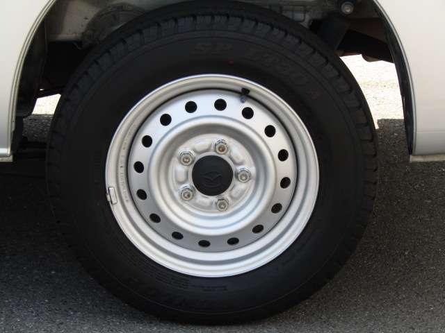 24025355_carP_l_7.jpg