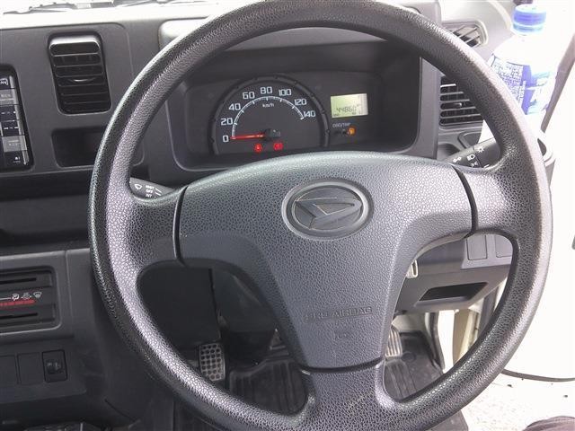 25720072_carP_l_12.jpg