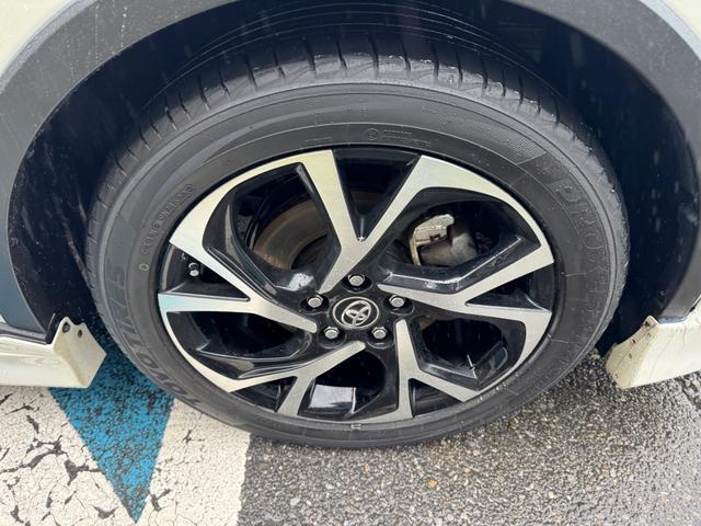 0404193A30260701W00215.jpg
