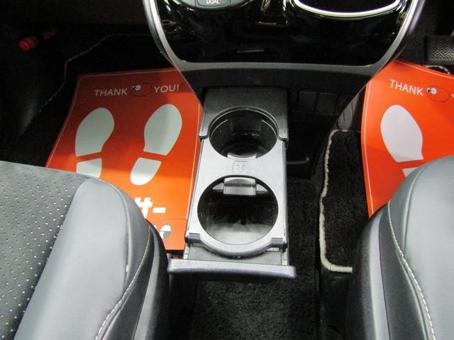 0701563A30260418W00817.jpg