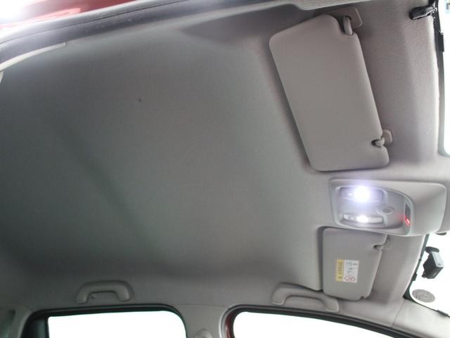 0505321A30260928W00113.jpg