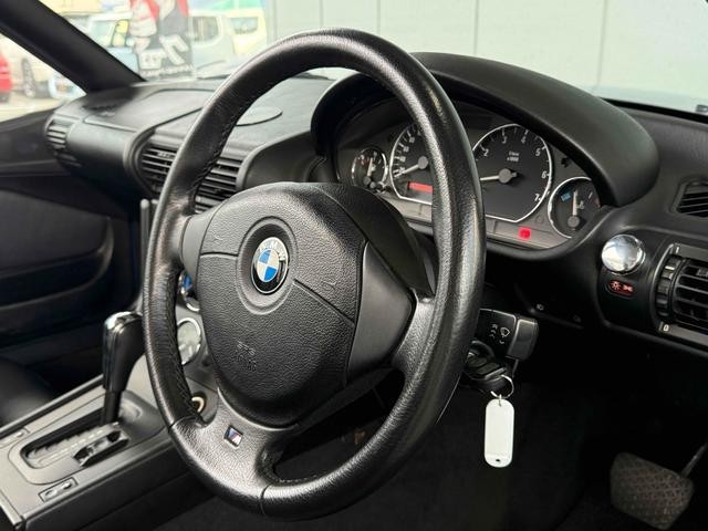 0171033A30261025W00102.jpg