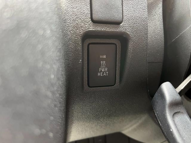 0500199A30250920W00112.jpg