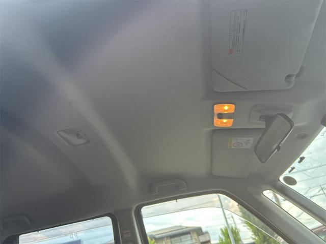 0200472A30260529W00111.jpg