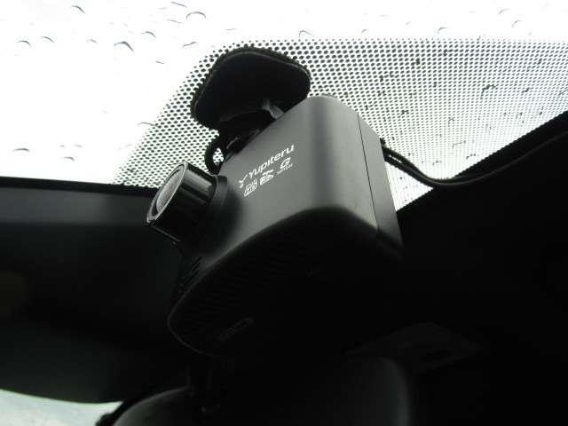 25441506_carP_l_11.jpg