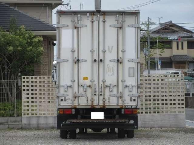 26364702_carP_l_12.jpg