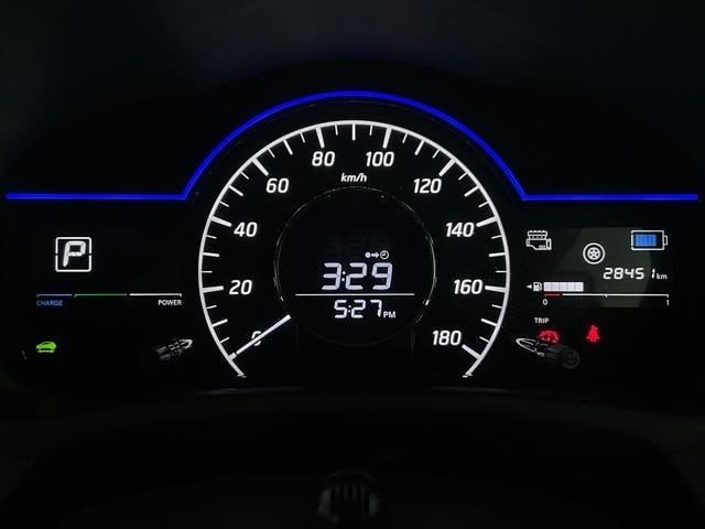 0561150A30260825W00311.jpg