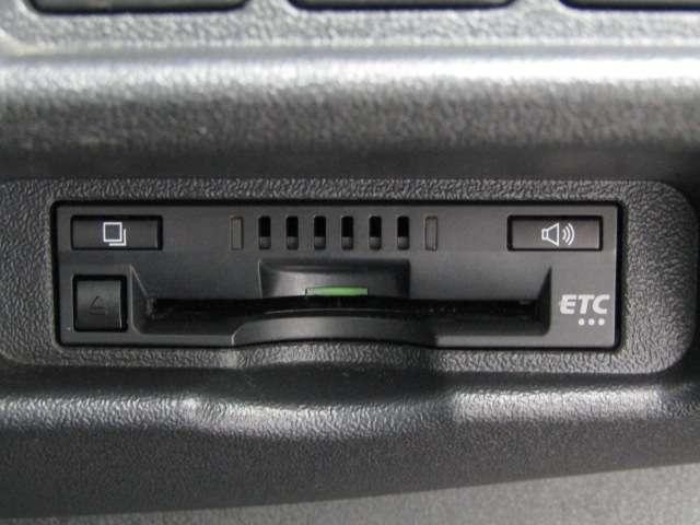 25325170_carP_l_17.jpg
