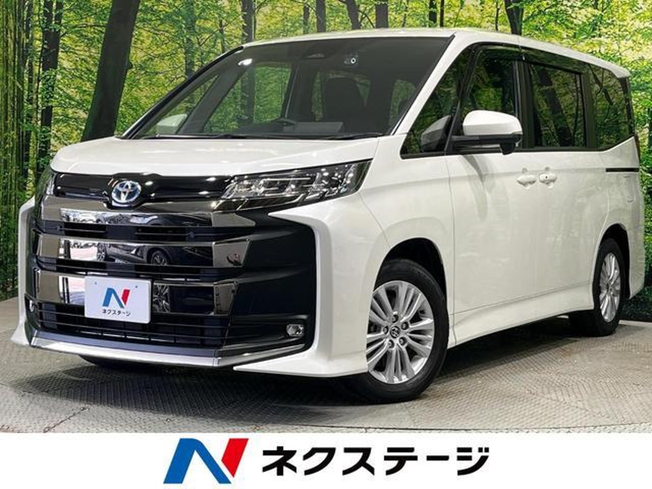 2023 Toyota Noah, photo 1 of 1