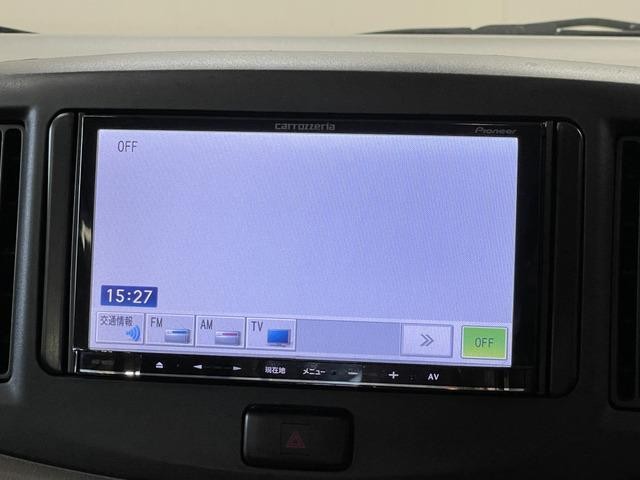 25861117_carP_l_4.jpg