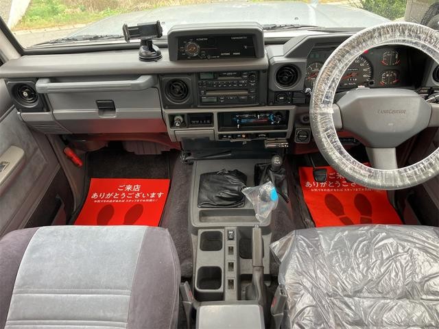 0940064A30261027W00301.jpg