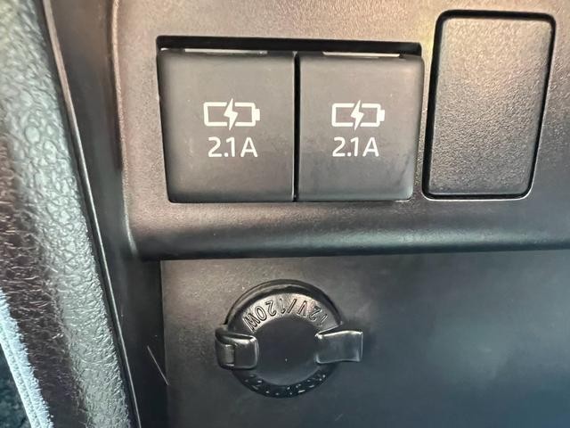 0500061A30261023W00406.jpg