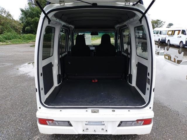 26533582_carP_l_13.jpg
