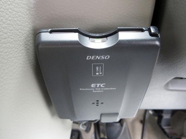 0503263A30260901W00704.jpg