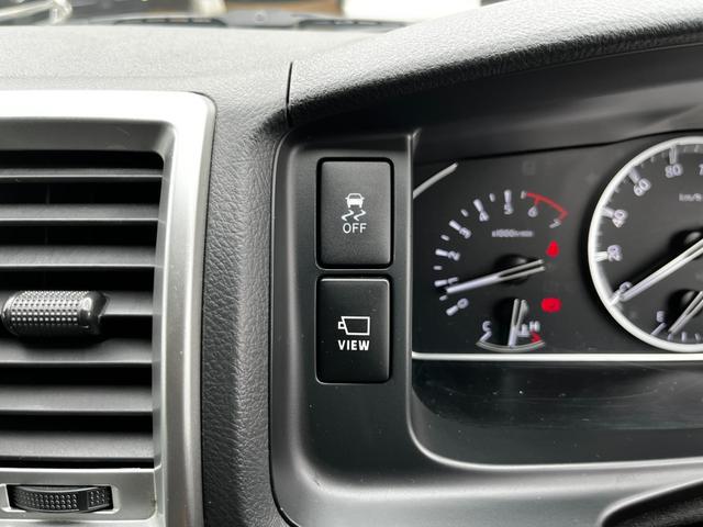 0500199A20260625W00215.jpg