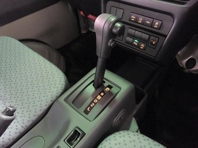 0201999A30260425W00615.jpg
