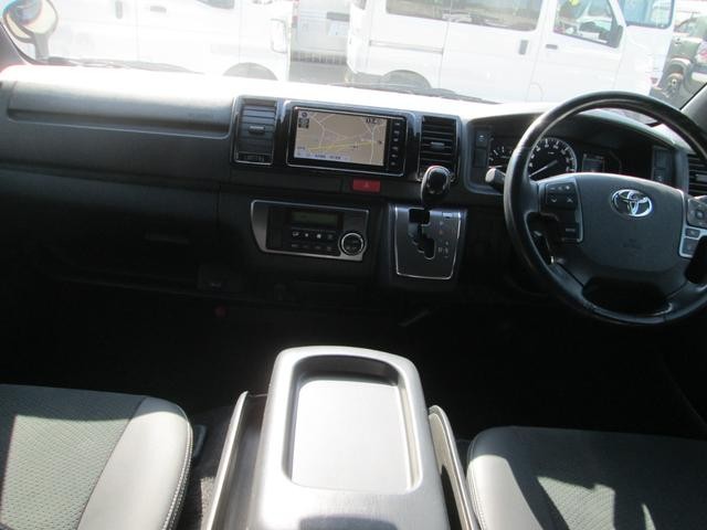 0550673A30260223W00208.jpg
