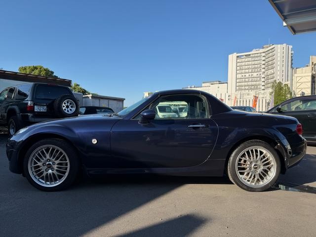 0209397A30260718W00105.jpg