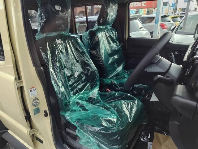 25528184_carP_l_2.jpg