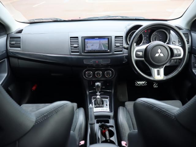 25122749_carP_l_4.jpg