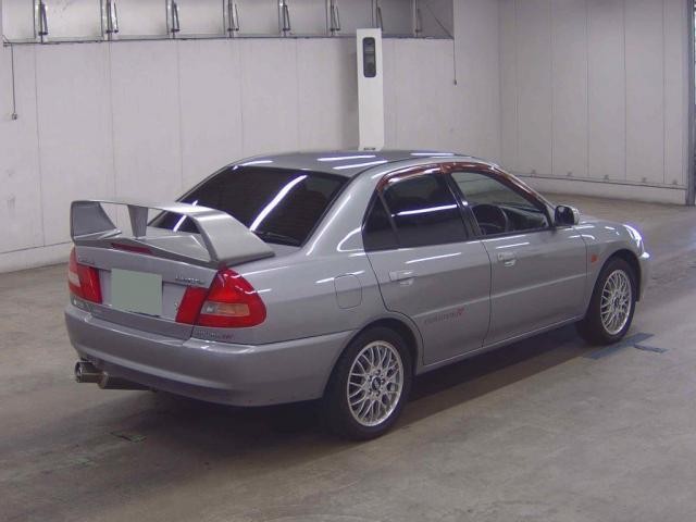 25977462_carP_l_10.jpg