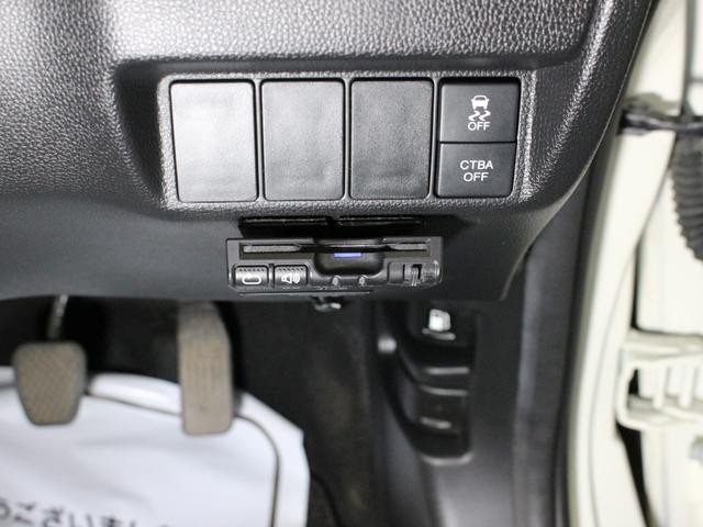 0520655A30261003W00315.jpg