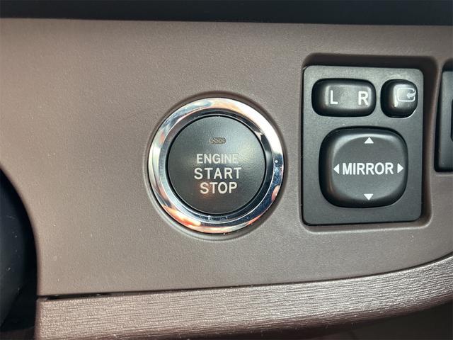 0910080A30260423W00207.jpg
