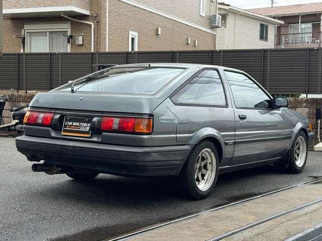 26236663_carP_l_14.jpg