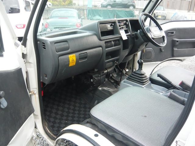 0840448A30260903W00209.jpg
