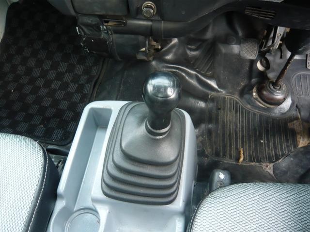 0840448A30260903W00210.jpg