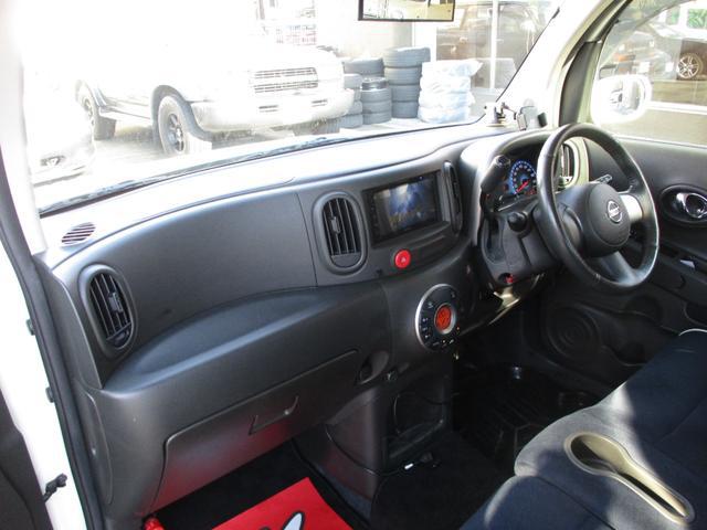0204242A30260610W00211.jpg