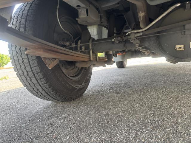 24244782_carP_l_6.jpg