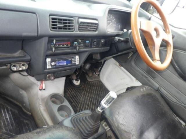 24515827_carP_l_13.jpg