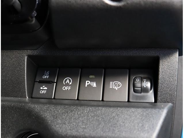 0560809A30261028W00116.jpg