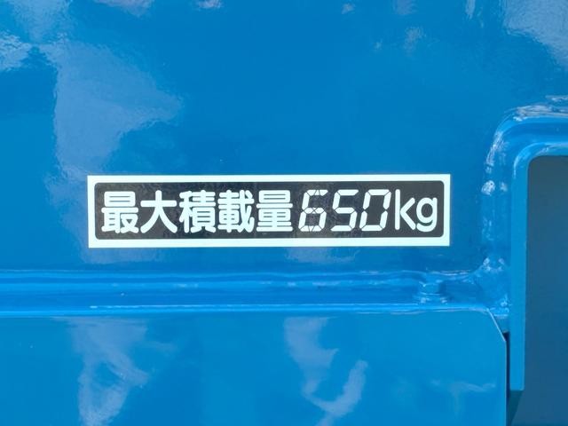 0208643A30260902W00213.jpg