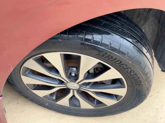 0204178A30261020W00108.jpg
