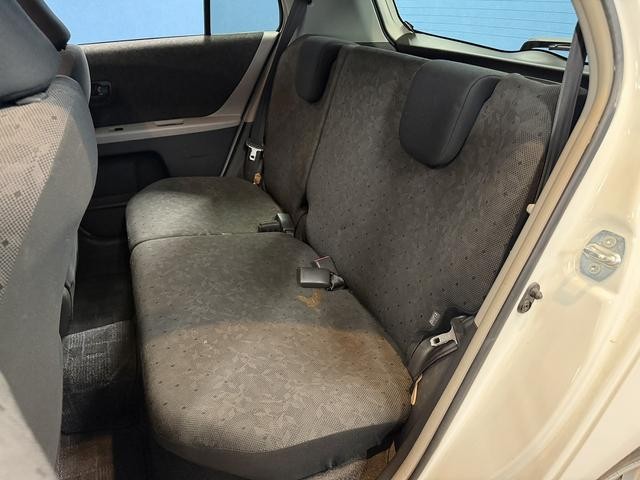 0300036A30260810W00403.jpg