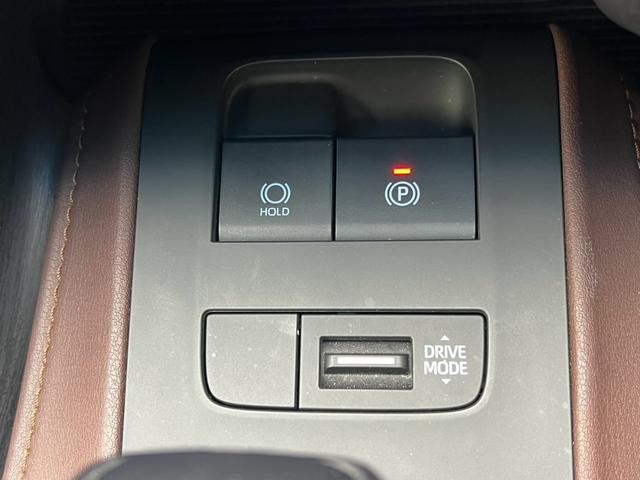 0500061A20261009K00112.jpg