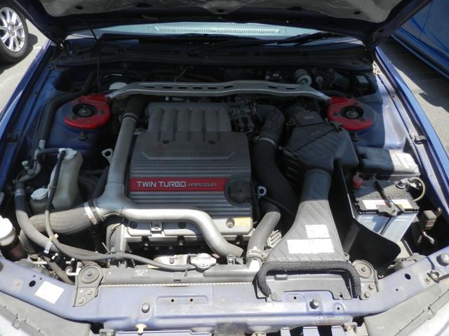 0502046A30260516W00115.jpg