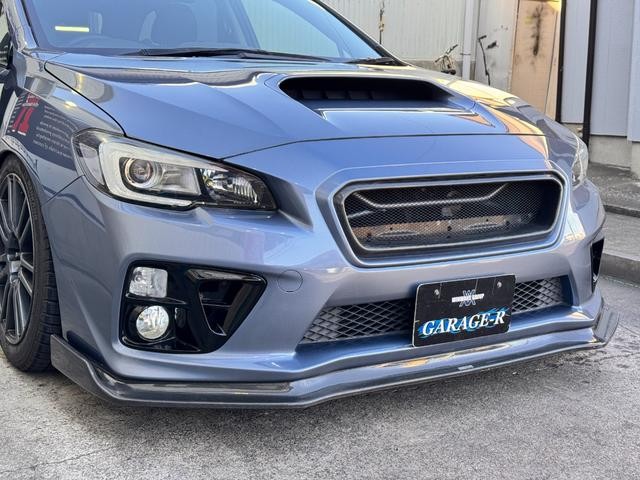 0561239A30261028W00105.jpg