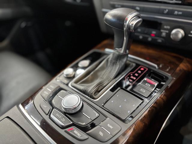 0508703A30260316W00207.jpg