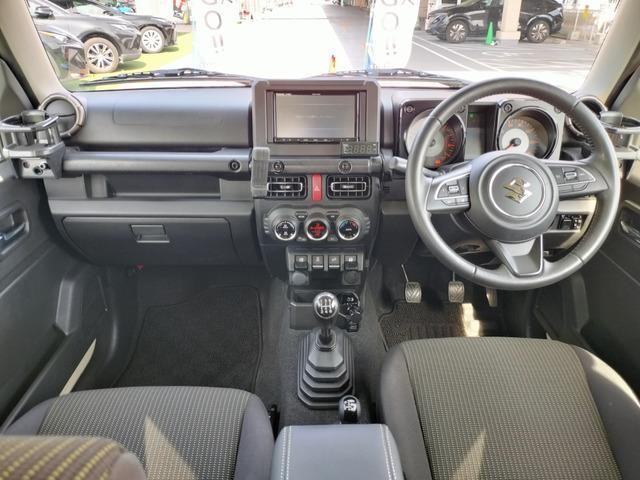 25548435_carP_l_10.jpg