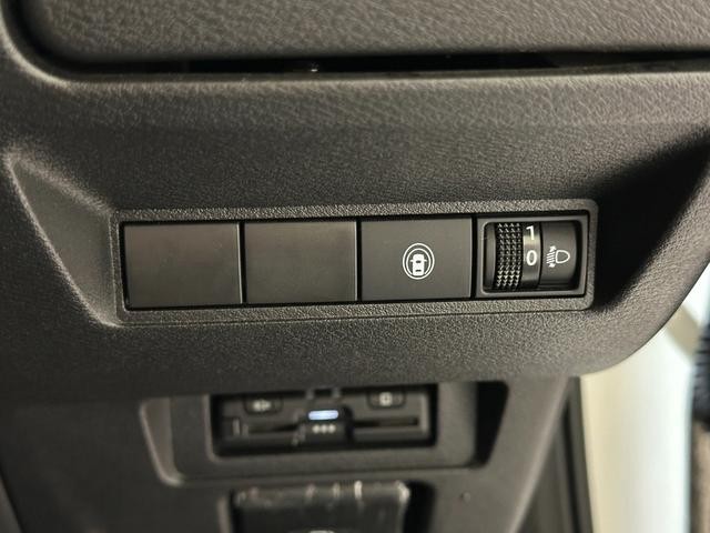 0509824A30261020W01210.jpg