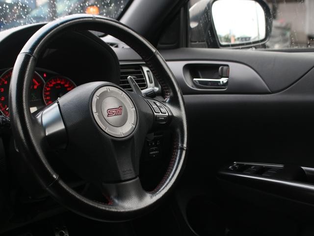 0520046A30260907W00112.jpg