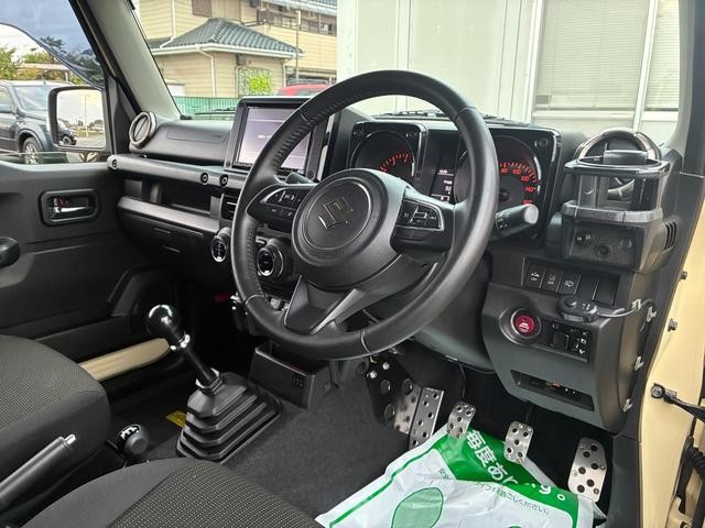 0541130A30261017W00314.jpg
